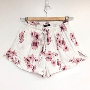 Brandy Melville Eve Shorts